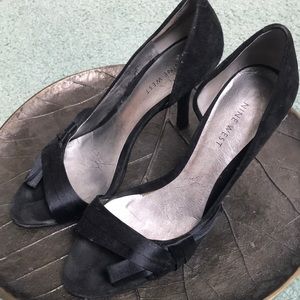 Nine West Black Satin and Suede Heels